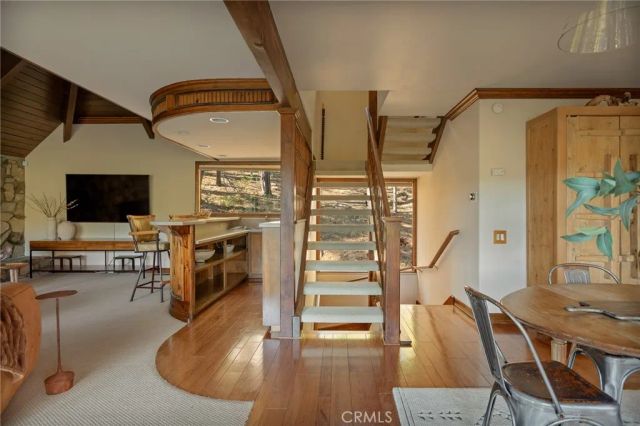 27538 W Shore Road, Lake Arrowhead, CA 92352