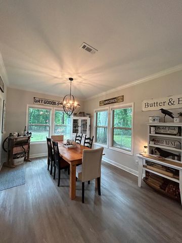 1052 Trawick, Dothan, AL 36305