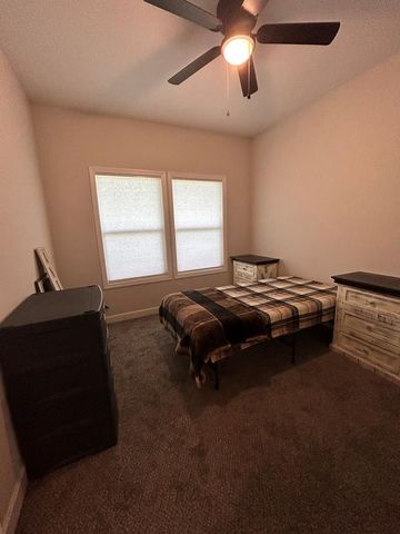 1052 Trawick, Dothan, AL 36305