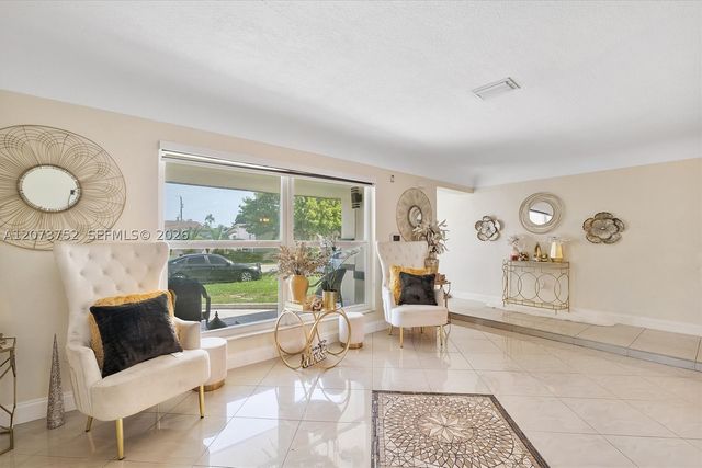 8544 Sheraton Dr, Miramar, FL 33025