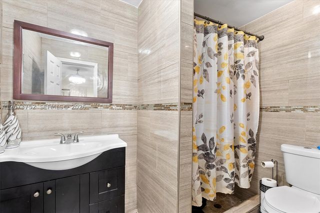 8544 Sheraton Dr, Miramar, FL 33025