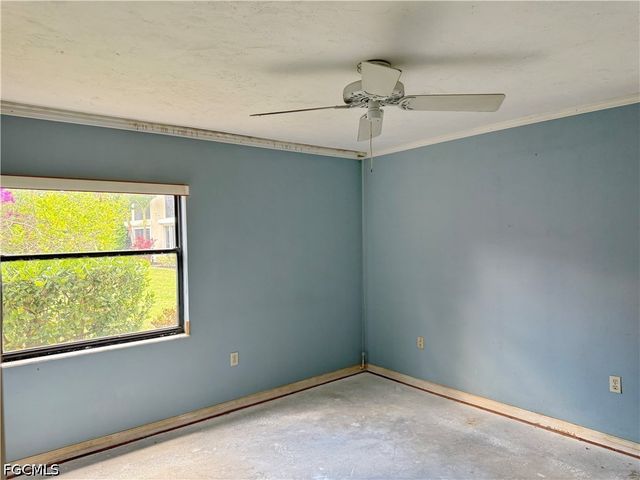 9305 Lake Park DR 104, Fort Myers, FL 33919