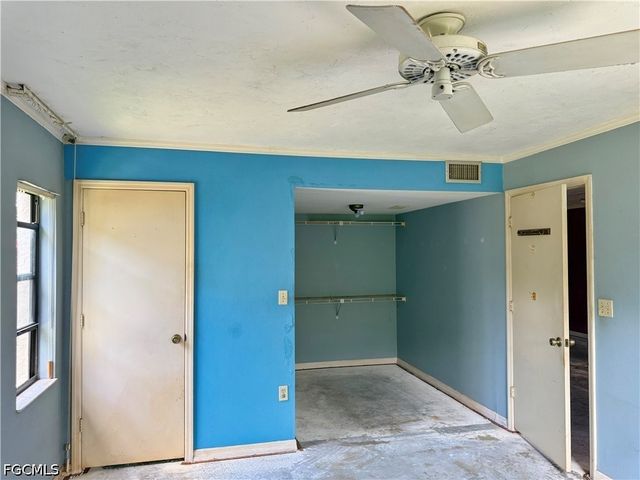 9305 Lake Park DR 104, Fort Myers, FL 33919