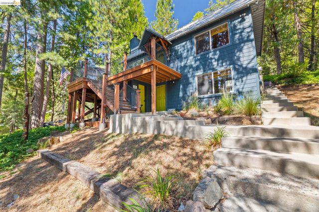 20796 Lama Teumete Rd, Mi Wuk Village, CA 95346