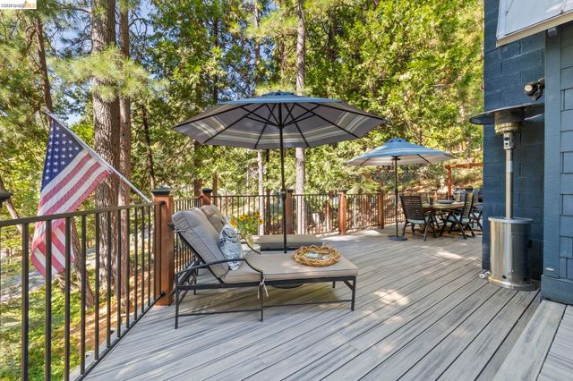 20796 Lama Teumete Rd, Mi Wuk Village, CA 95346