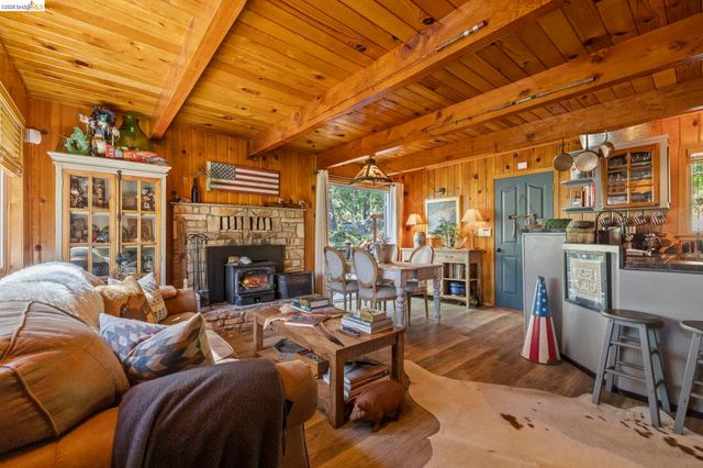 20796 Lama Teumete Rd, Mi Wuk Village, CA 95346