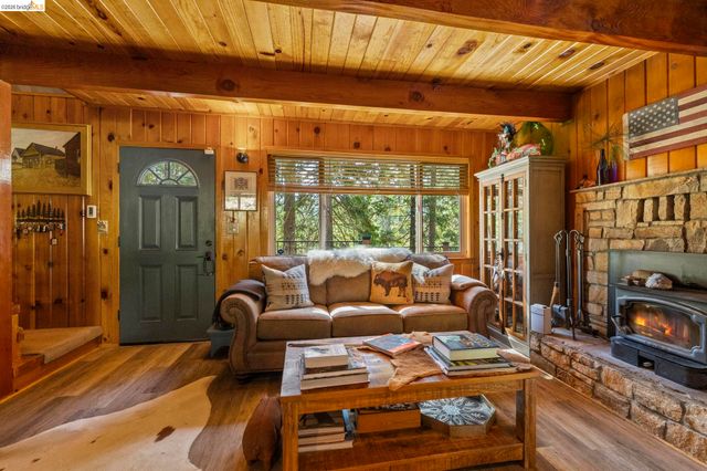 20796 Lama Teumete Rd, Mi Wuk Village, CA 95346