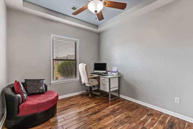 95 STRAWBERRY FIELD CV, Oakland, TN 38060