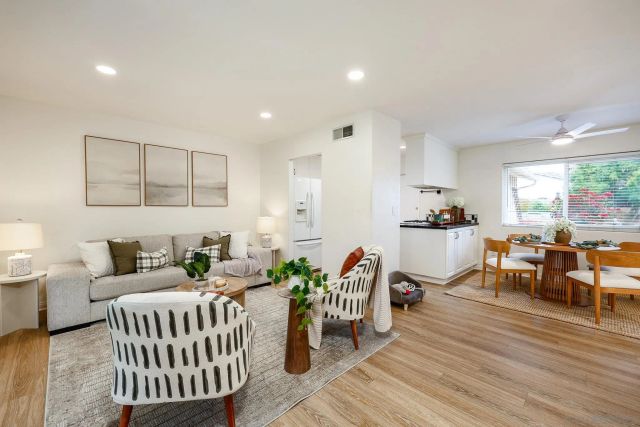 9483 Lake Canyon Rd, Santee, CA 92071