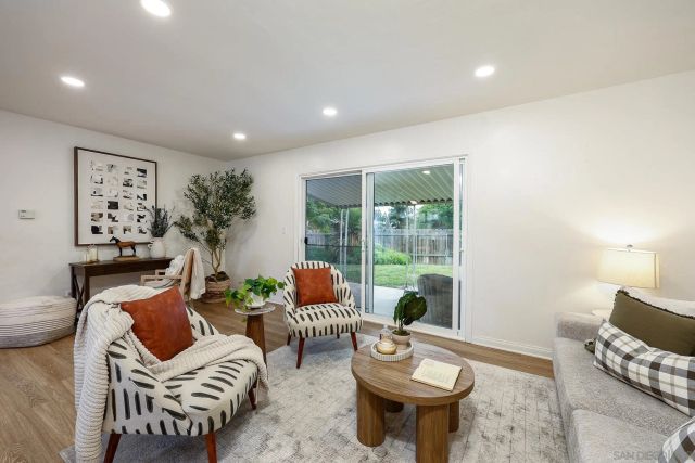 9483 Lake Canyon Rd, Santee, CA 92071