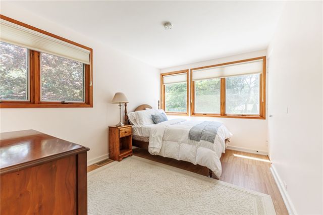 291 Weymouth Drive, Brighton, NY 14625