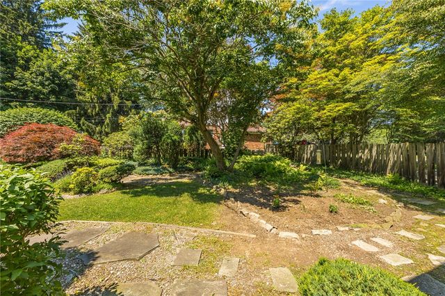 291 Weymouth Drive, Brighton, NY 14625