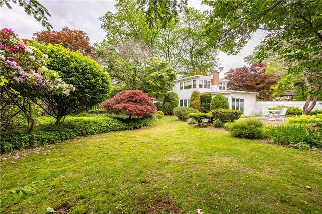 291 Weymouth Drive, Brighton, NY 14625