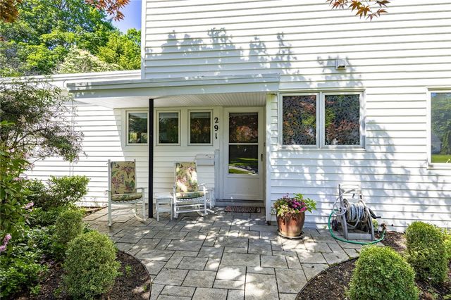 291 Weymouth Drive, Brighton, NY 14625