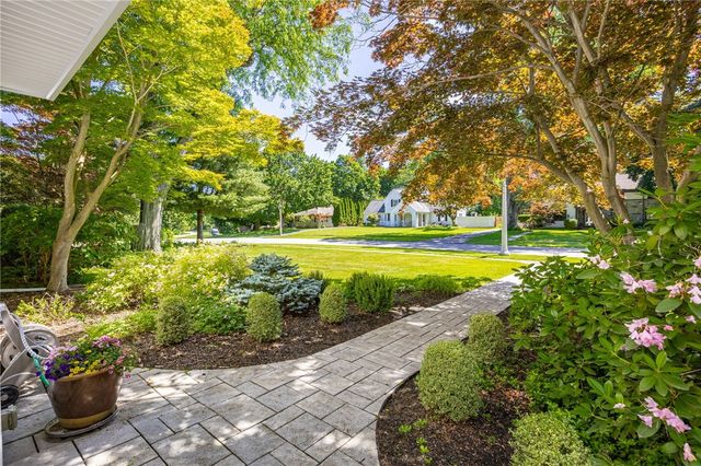 291 Weymouth Drive, Brighton, NY 14625