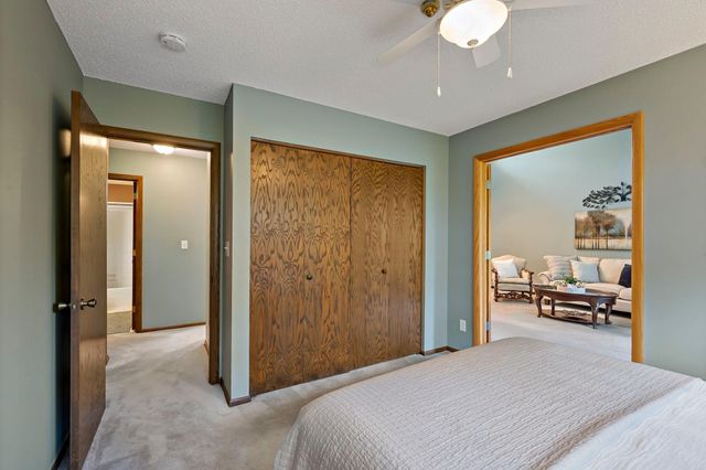 12600 Parkwood Drive 316, Burnsville, MN 55337
