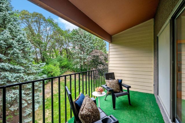 12600 Parkwood Drive 316, Burnsville, MN 55337