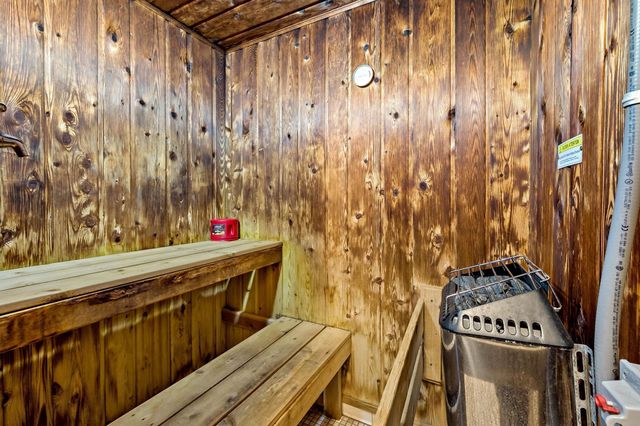 12600 Parkwood Drive 316, Burnsville, MN 55337
