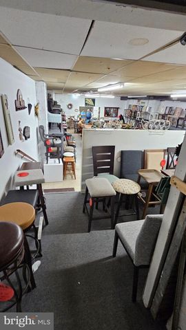 8109 FRANKFORD AVE, Philadelphia, PA 19136