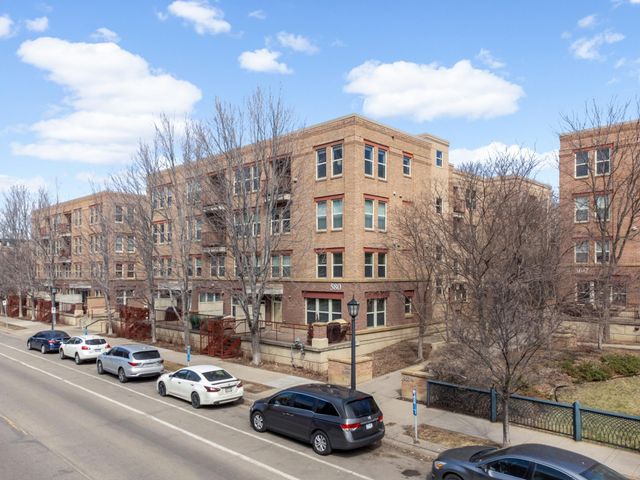 580 N 2nd Street 301, Minneapolis, MN 55401