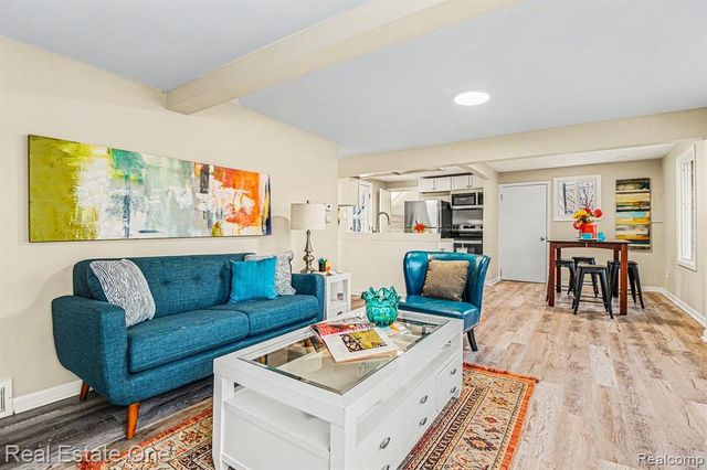 12479 Sidonie Avenue, Warren, MI 48089