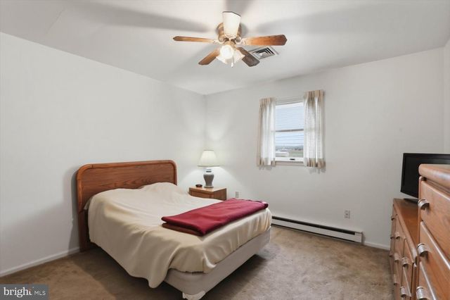 107 N LINE RD, Stevens, PA 17578