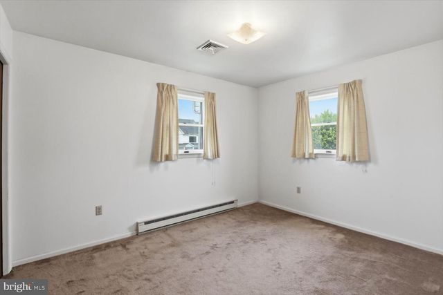 107 N LINE RD, Stevens, PA 17578
