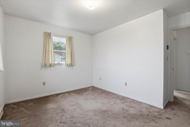 107 N LINE RD, Stevens, PA 17578