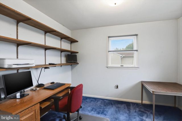 107 N LINE RD, Stevens, PA 17578