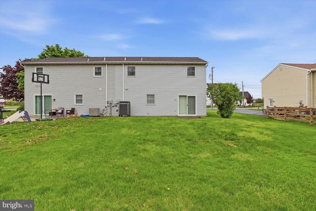 107 N LINE RD, Stevens, PA 17578