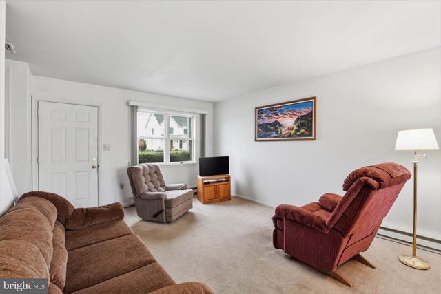 107 N LINE RD, Stevens, PA 17578