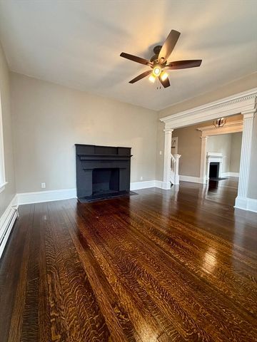 4 Arch St, New Bedford, MA 02740