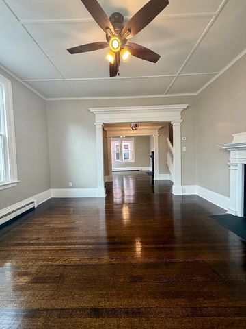 4 Arch St, New Bedford, MA 02740