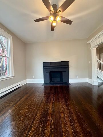 4 Arch St, New Bedford, MA 02740