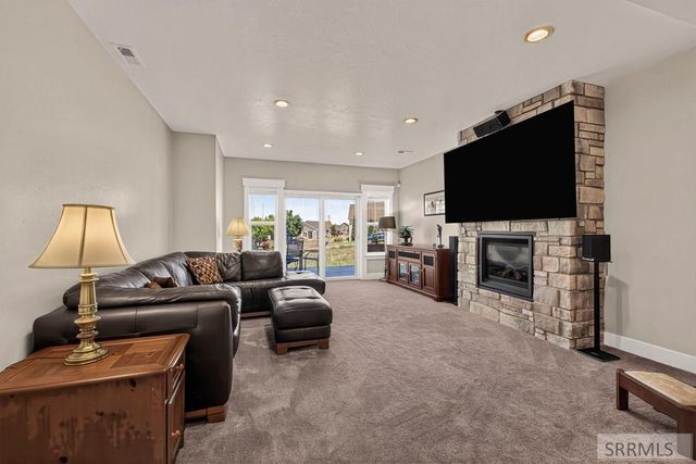 3237 S Chartwell Gardens, Ammon, ID 83406