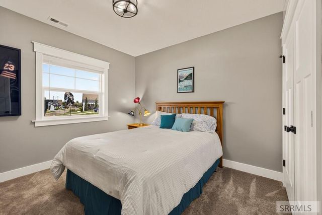 3237 S Chartwell Gardens, Ammon, ID 83406