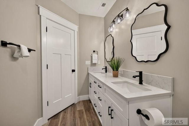 3237 S Chartwell Gardens, Ammon, ID 83406