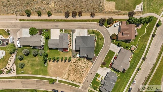 3237 S Chartwell Gardens, Ammon, ID 83406