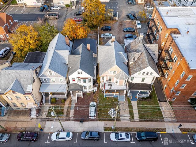 93 Easton Avenue, New Brunswick, NJ 08901