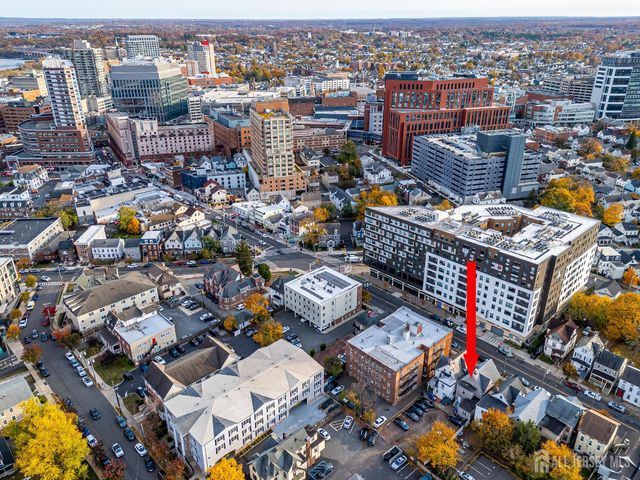 93 Easton Avenue, New Brunswick, NJ 08901