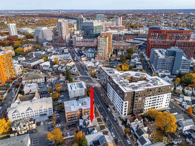 93 Easton Avenue, New Brunswick, NJ 08901