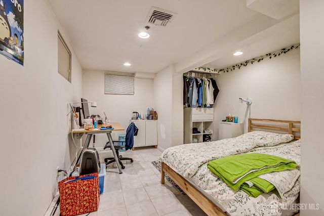 93 Easton Avenue, New Brunswick, NJ 08901