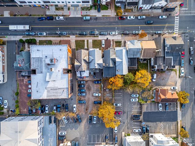 93 Easton Avenue, New Brunswick, NJ 08901