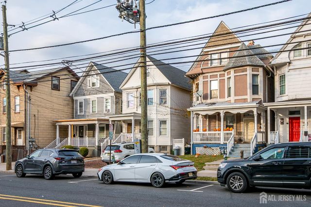 93 Easton Avenue, New Brunswick, NJ 08901