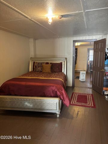 628 Viola Street E, Wilson, NC 27893