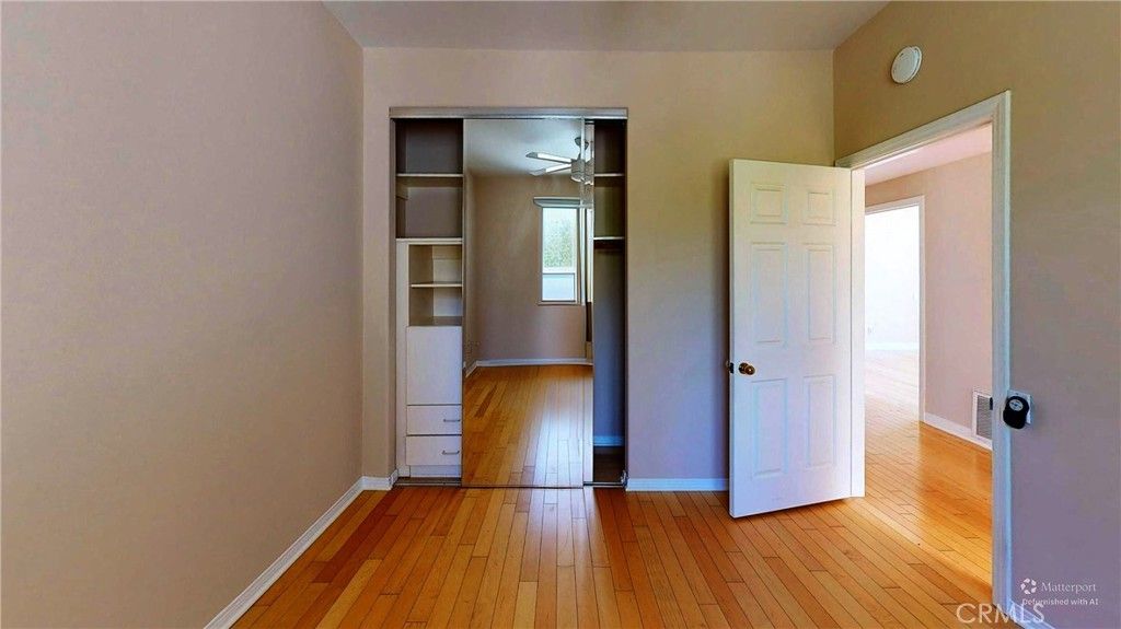 Image 28 of property listing at 4936 Llano, Woodland Hills, CA 91364