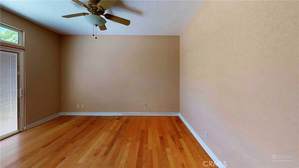 Image 29 of property listing at 4936 Llano, Woodland Hills, CA 91364