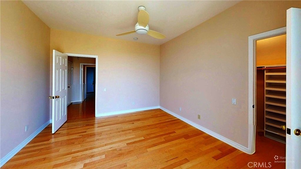 Image 31 of property listing at 4936 Llano, Woodland Hills, CA 91364