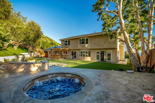 20207 Piedra Chica Road, Malibu, CA 90265