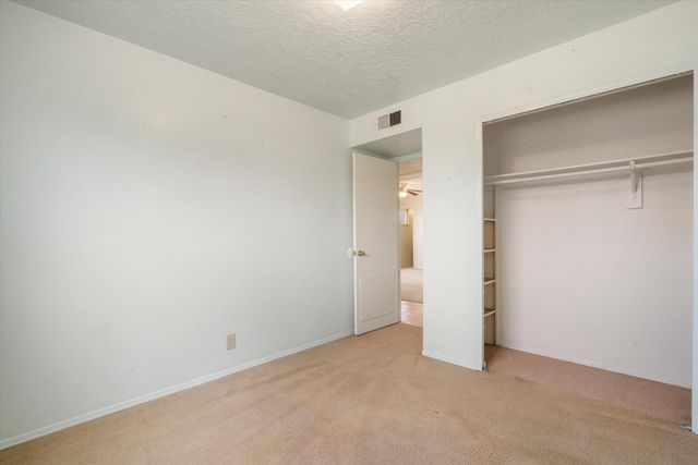 6505 MCKINNEY Drive NE, Albuquerque, NM 87109